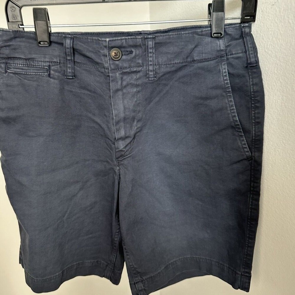 American eagle mens shorts blue Size 28 waist Next level Flex